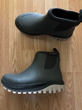 Waterproof Columbia Venturetrot women's boots